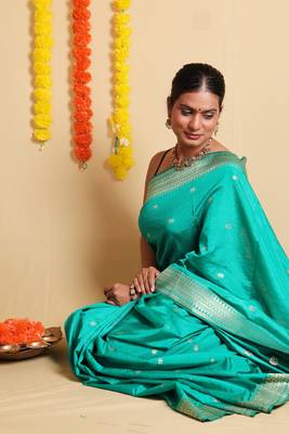 Ethnic Woven Design Zari Cotton Saree With Blouse 3