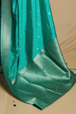 Ethnic Woven Design Zari Cotton Saree With Blouse 5