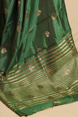 Exquisite Green & Gold Zari Silk Cotton Saree with Blouse 6
