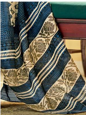 White and Blue Cotton Printed Saree 2