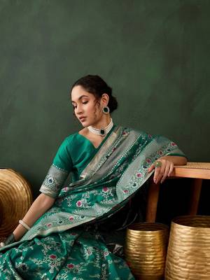 Classiques Art Silk Woven Green Saree for Women 2