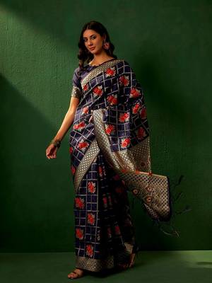 Classiques Purple Art Silk Zari Woven Saree 2