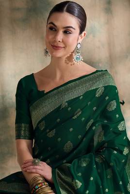 Women's Green art silk saree with modern weave 4