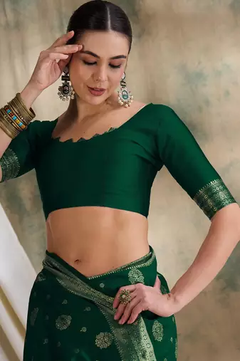 Women's Green art silk saree with modern weave