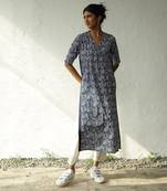 Blue and white cotton block print floral nodes kurta set