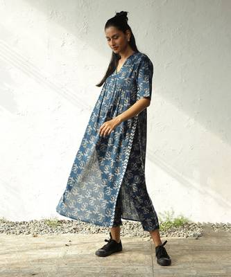 Navy blue cotton block print blossom buds kurta set 3