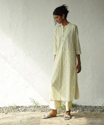 Green cotton block print macaroon long kurta 3