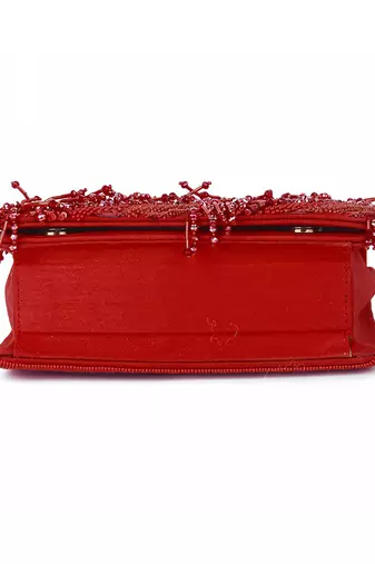 Red riwaayat clutch