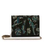 Tota maina clutch