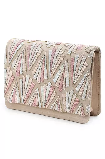 Pastel beauty clutch