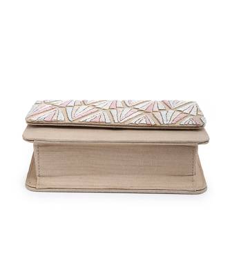 Pastel beauty clutch 4