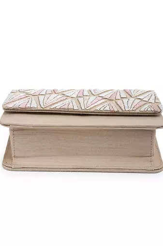 Pastel beauty clutch
