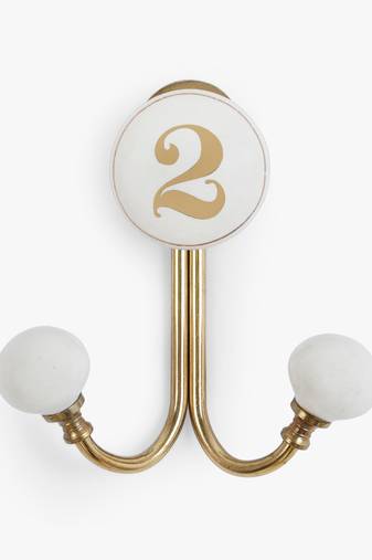 Numbered nook wall hook