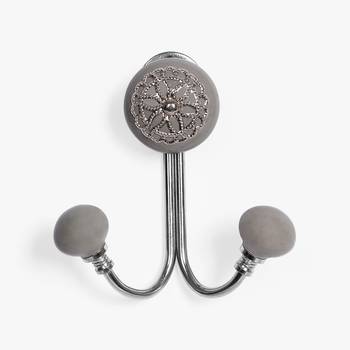 Silver ornate filigree hooks 1