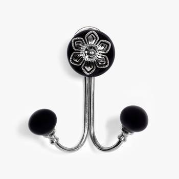 Black silver fleur filigree hooks 1