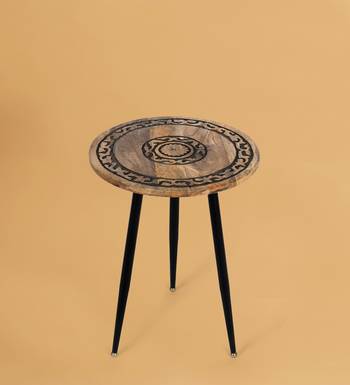 Royal heirloom accent table 1