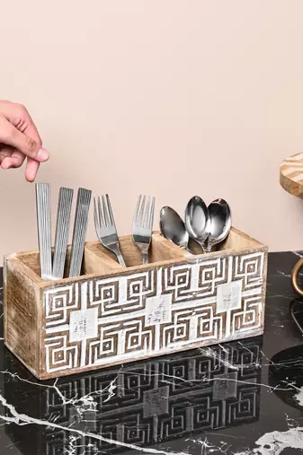 Mazzie wooden cutlery organizer