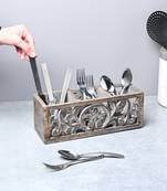 Cut-out wooden cutlery organizer