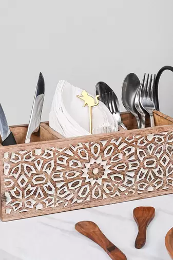 White kaleidoscopic cutlery stand