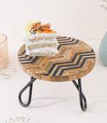 Black chevron string cake stand