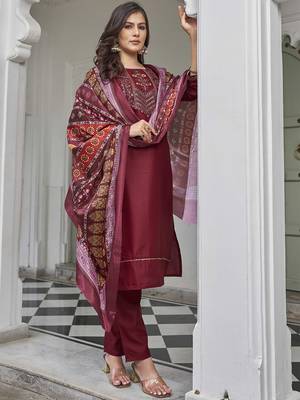 Maroon cosy cotton blend kurta set with sequins & embroidery motifs for festive wear 2