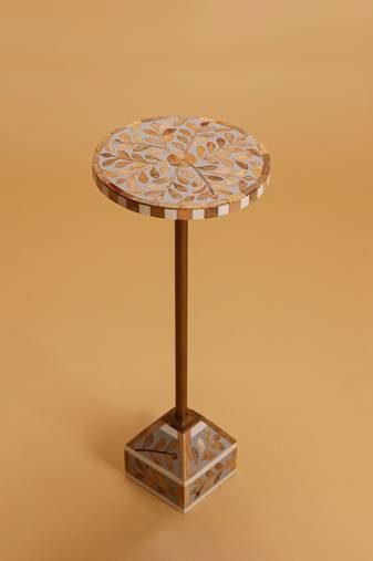 Vintage rio drink table