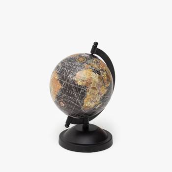 Modern voyager desk globe 1