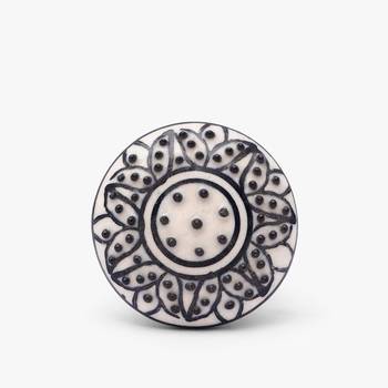Polka dot ceramic knob for chic home d  cor 1