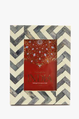 Chevron photo frame - small 4x6