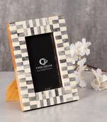 Geometric rendition photo frame 4x6