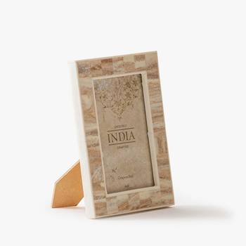Dusty beige photo frames 1
