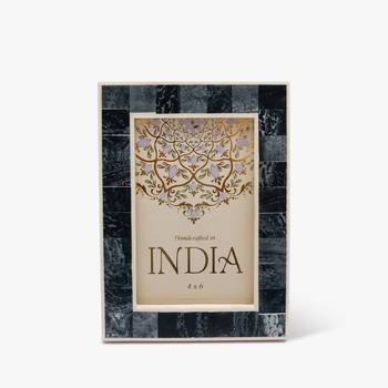 Timeless black photo frame 4x6 1