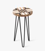 Checkerboard geometrical plant stand