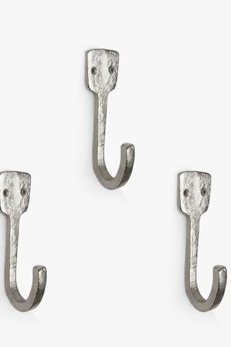 Silver fixtures wall hook set