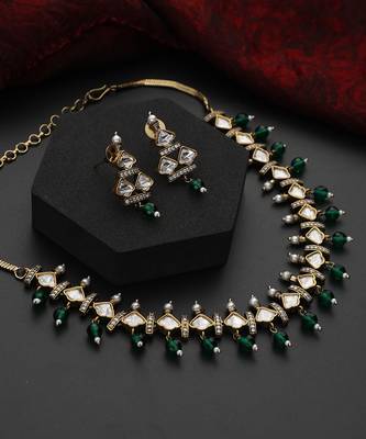Green polki choker necklace set 3