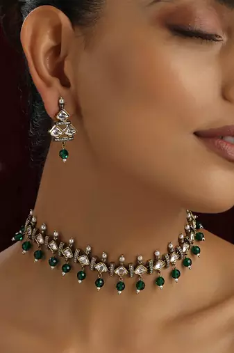 Green polki choker necklace set