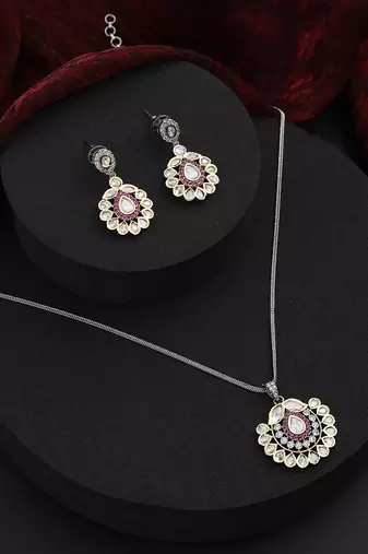 Ruby polki pendant necklace set