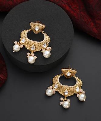 Gold kundan chandbali earrings 3