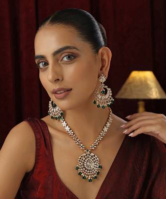 Green polki pendant necklace set 1