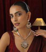 Green polki pendant necklace set