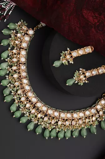 Green polki necklace set