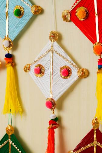 Pack of 10 multicolor woollen kite hanging decoration