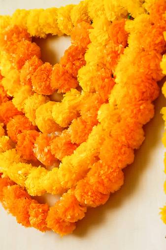 One marigold flower full door decoration item toran for home, main door