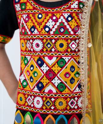 Black phulkari choli with lehenga     navratri special 3
