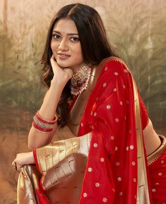 Red designer zari weaving paithani silk blend Saree with blouse 2