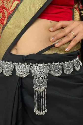 Oxidized silver look alike kamarpatta waist belt for women elegant & stylish belly chain for wedding
