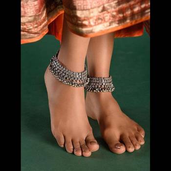Indian german silver handmade antique design pair of ghungroo anklets oxidized heavy paayal set 1