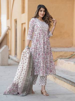 women purple and white anarkali pleated kurta pant dupatta set 3