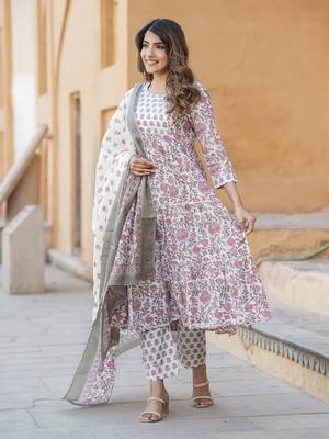 women purple and white anarkali pleated kurta pant dupatta set 4