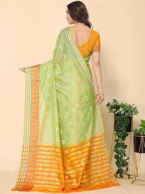 Green Jacquard Cotton Blend Golden Zari Butta Butti Woven Maheshwari Saree With Blouse Piece 4